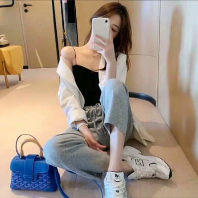 女警撞到夫